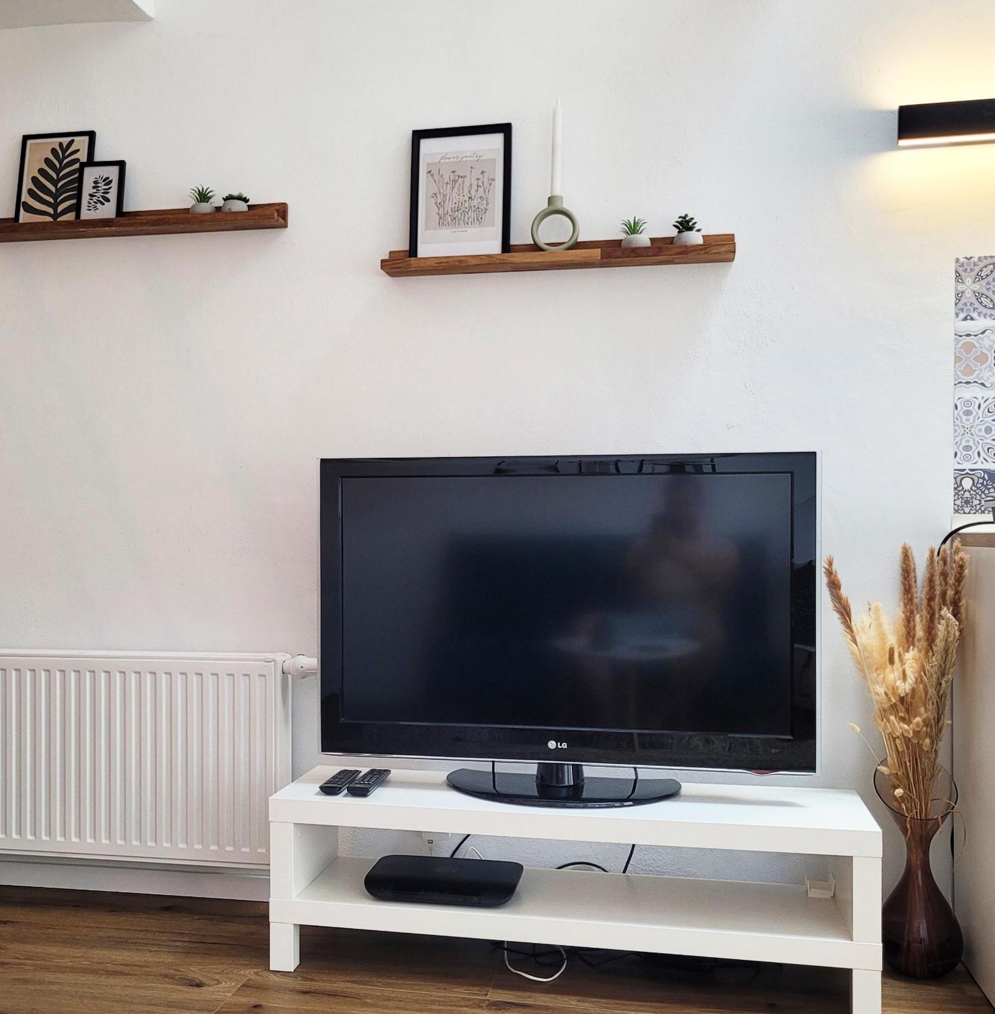 Modernes 1-zimmer-apartment Mit Galerie-schlafkoje Im Skandinavischen Stil Apartment