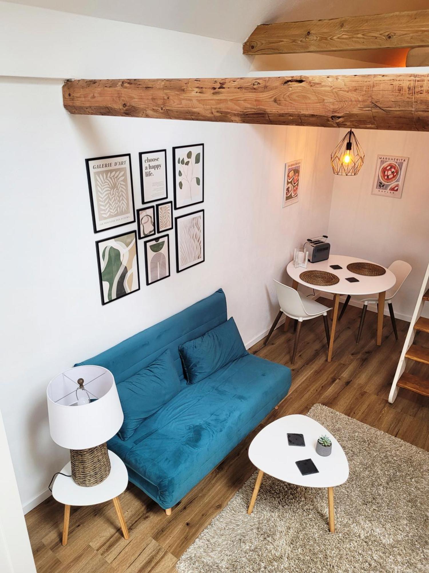 Modernes 1-zimmer-apartment Mit Galerie-schlafkoje Im Skandinavischen Stil Ostenfeld (Nordfriesland)